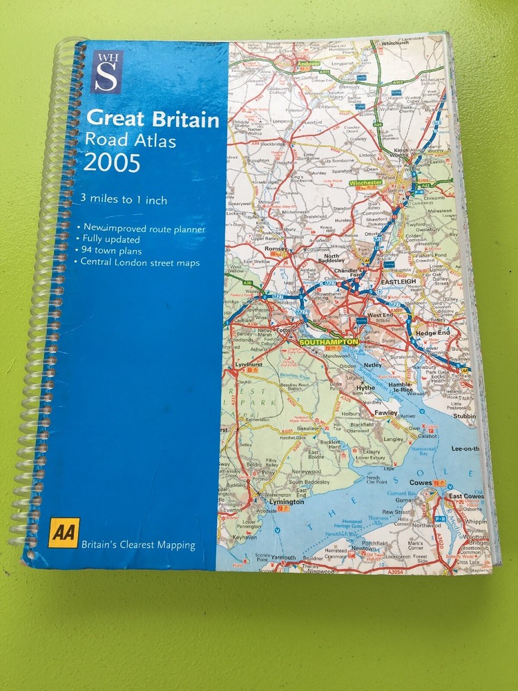 WHSMITH Great Britain Road Atlas 2005 – 3 Miles To 1 Inch – AA Mapping