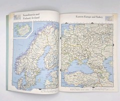 New Headline World Atlas by Hammond World Atlas