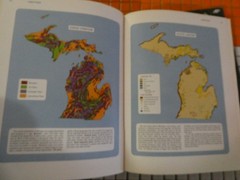 Atlas of Michigan pub 1977 h/c d/c detailed stats in 8 sections 242 pages