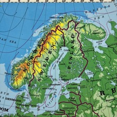 17″ x 22″ Rand McNally Markable Map of Europe and Outline Two-Sided Pre-owned