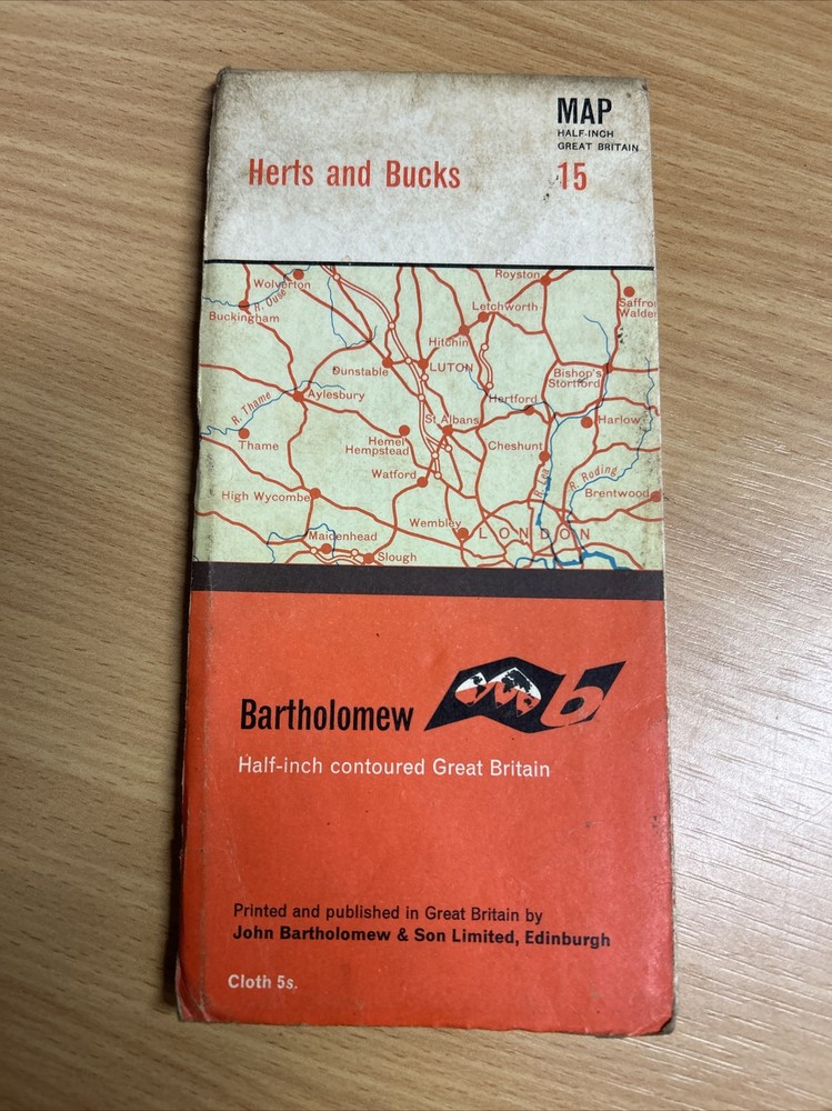 HERTS AND BUCKS Bartholomew – Half Inch Cloth Map 1963 No 15 St Albans Luton