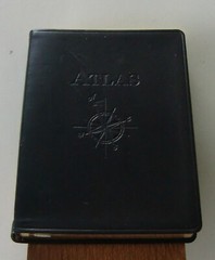1998 “The Traveler’s Atlas” Geographic Handbook Leather Covers