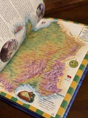 Children’s Atlas “The Ideal Atlas For School Or Home” Handheld Size