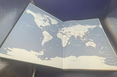 Exquisite Times of London Atlas of the World Book 8th Edition -Like New-