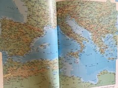 WORLD ATLAS map for English and Japanese, good for keeping in your living room