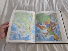 🌍Oxford Atlas of the World 16th Ed 2009 Philips Maps Hardcover📚