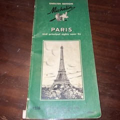 Michelin Vintage Paris Guide 1959 in English 3rd Edition. BR150