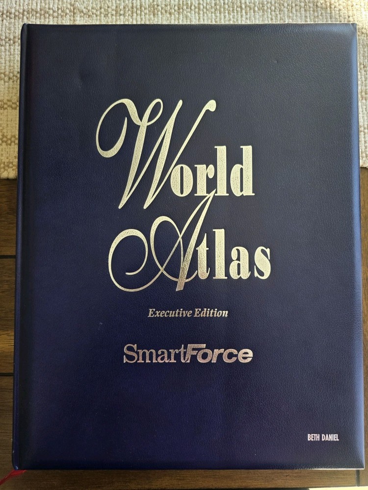 Vintage Hammonds World Atlas Hardcover 2000 Executive Edition Beth Daniel