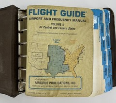 Vintage 1984 Flight Guide Airport Manual Volume II Eastern & Central States Freq