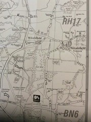 Haywards Heath/Burgess Hill/Hassocks Fold out street map with index Black/White