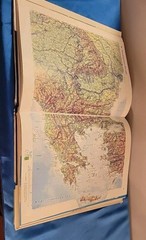 Reader’s Digest atlas of the world – Hardcover – GOOD Shape