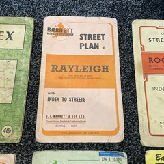 Bundle of 10 old road maps, Street Plans, Tourist Maps etc