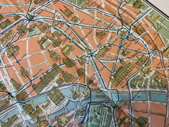 Map and Guide to Paris and Environs Fuhrer Guilmin (1940?)