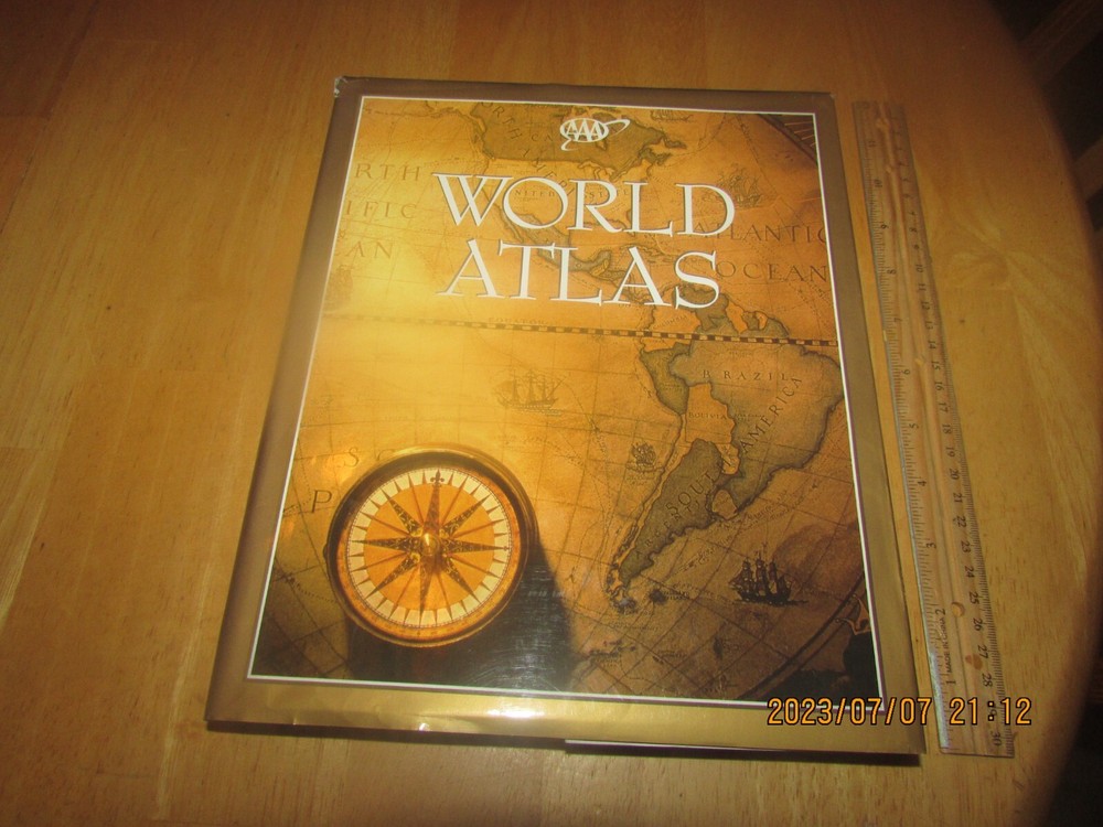 World Atlas 1999 by Hammond and AAA Staff (1998, Hardcover)