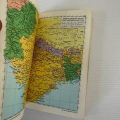 George Phillip Pocket Atlas Harold Fullard – 1979 Vintage Illustrated Paperback
