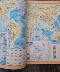 The St Michael Oxford Atlas 1982 Paperback Map Book