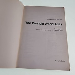 Penguin World Atlas Peter Hall 1974 Paperback Book