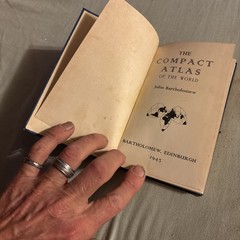 Compact Atlas of the World by John Bartholomew (1943, Hardcover) First Edition