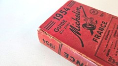 RARE 1954 Guide du pneu France Michelin Tyre Book Collectible HEAVY WEAR, READ!