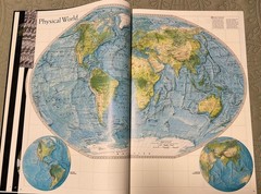 National Geographic Atlas Of The World Eighth Edition Slipcover VG Maps Cities