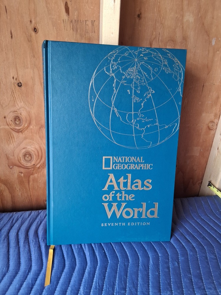Atlas Of The World Seventh 7th Edition Book Very Large National Geographic EUC