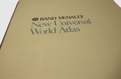 Rand McNally New Universal World Atlas (1994 Hardcover, DJ) HOMESCHOOLING AA11