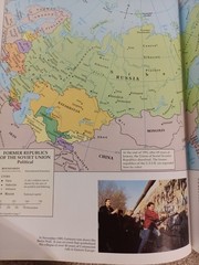 The Nystrom Desk Atlas by Staff of Publisher (Paperback)