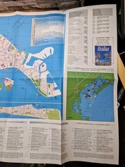 Venice Guide Book/ Street Map 115 Colour Illustrations Of This Stunning City