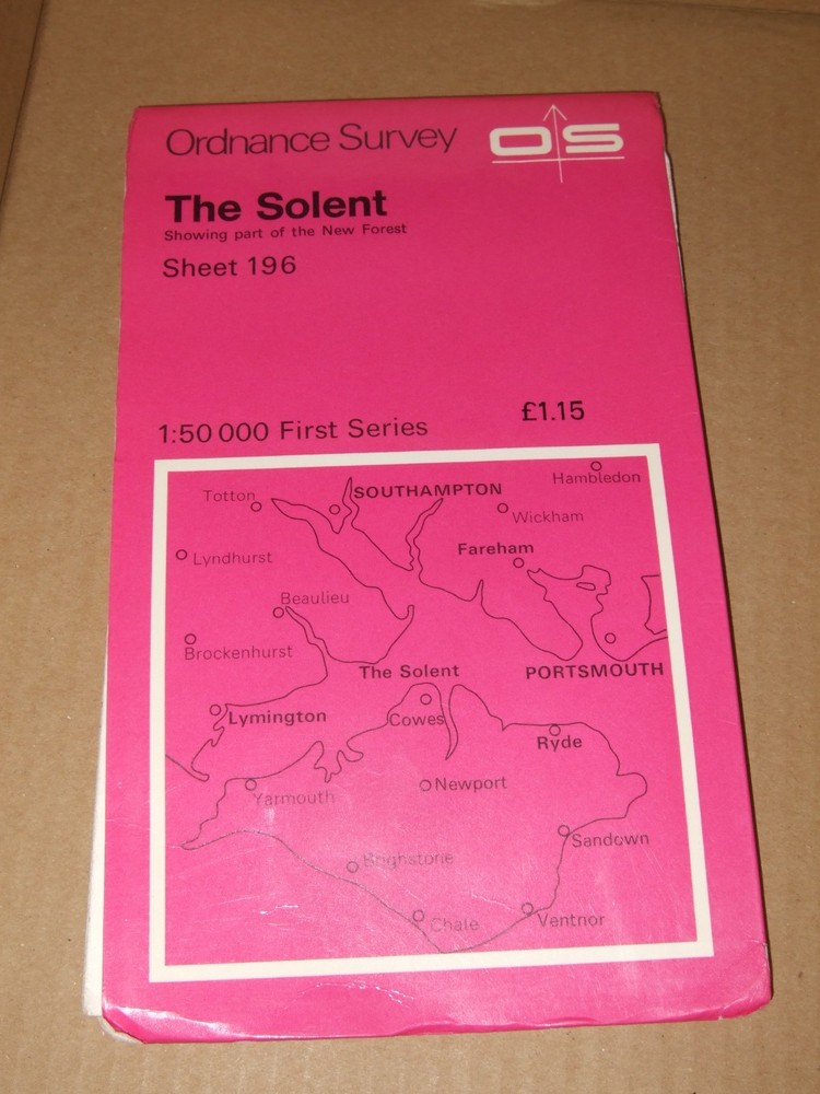 ORDNANCE SURVEY SHEET MAP THE SOLENT & NEW FOREST SHEET 196 NO RIPS TEARS VG
