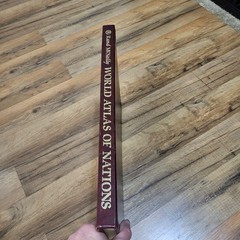 Vintage 1988 Rand McNally World Atlas Of Nations Large Burgundy Hardcover Book