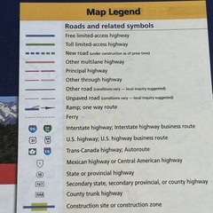2010 Rand McNally Large Scale Road Atlas – North America – Road Map Book