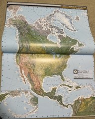 National Geographic Atlas Of The World Eighth Edition Slipcover VG Maps Cities