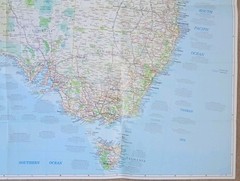 AAT Kings Map of Australia • Scale – 1:5,800,000 (2009).