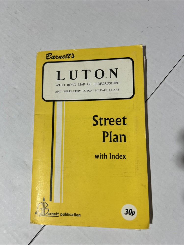 Barnett’s Official Street Map – Luton c1995