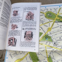 Map And Guide Of Brussels & surroundings, Girault Gilbert VINTAGE