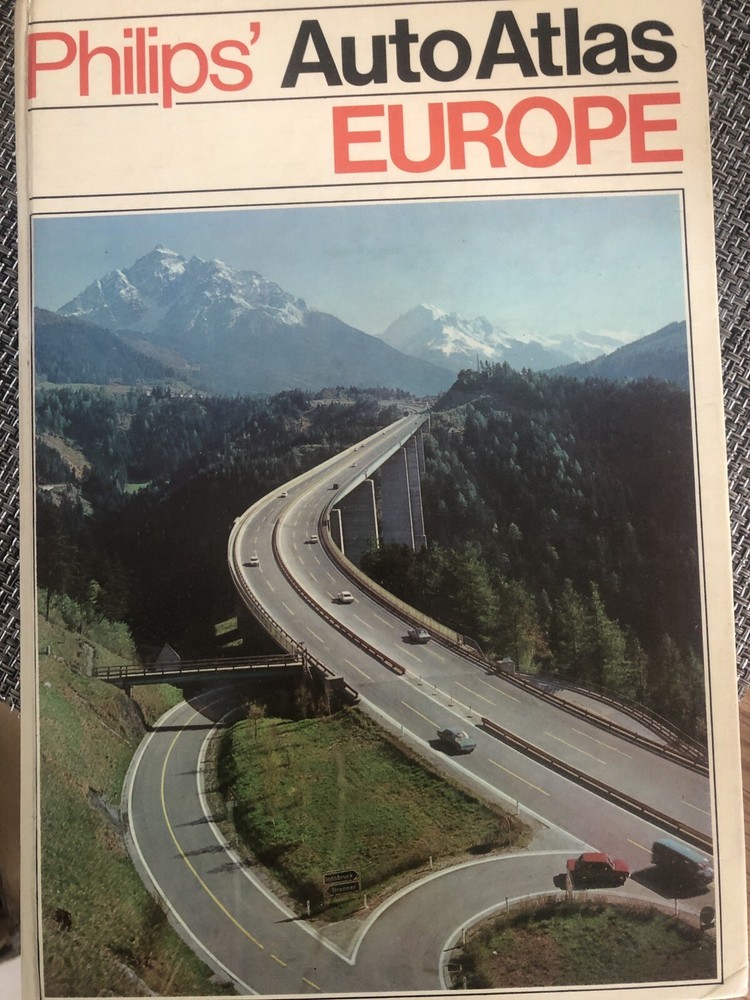 Philip’s Auto Atlas Europe Hardback George Philip & Son 1974 1st Edition 98 Page