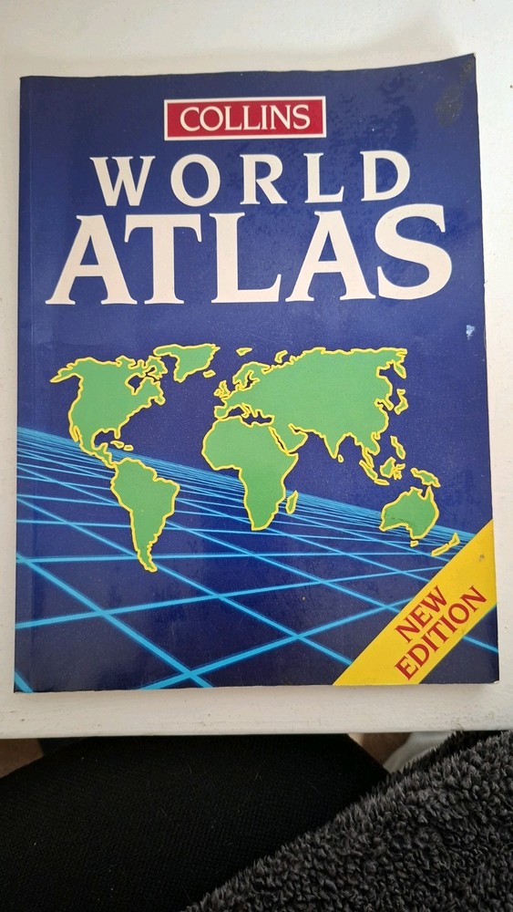 Collins WORLD ATLAS 1990 New EDITION Paperback