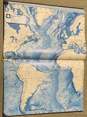 National Geographic Atlas Of The World Eighth Edition Slipcover VG Maps Cities