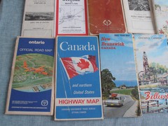 CANADA VINTAGE ROAD MAPS – Bundle of 22 maps – Some town maps – 1960’s/70’s