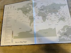 EUC The World Atlas Earth Concise — Coffee Table Book HARDCOVER 2008 Maps **