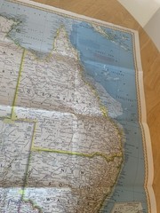 National Geographic Australia Land of Living Fossils Map Magazine 1979