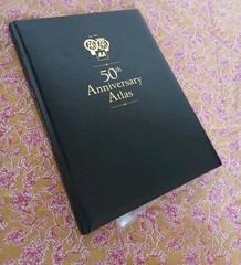 50th Anniversary ~ Atlas AA Automobile Association 43rd Edition 2021 & Magnifier