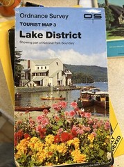 MIXED COLLECTION OF ORDNANCE SURVEY MAPS VINTAGE AND NEWER 14 maps 1 book