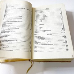 Hardcover Der Neue Grosse Bertelsmann Weltatlas Mit Illustriertem Maps & Atlas