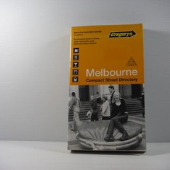 Gregory’s Melbourne Compact Street Directory 4 th Edition PB Book 2000 VGC