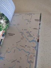 Charleston South Carolina 2025 Official Visitors Guide Book With Map paperback