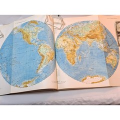 Huge Britannica World Atlas International (1968, Hardcover)