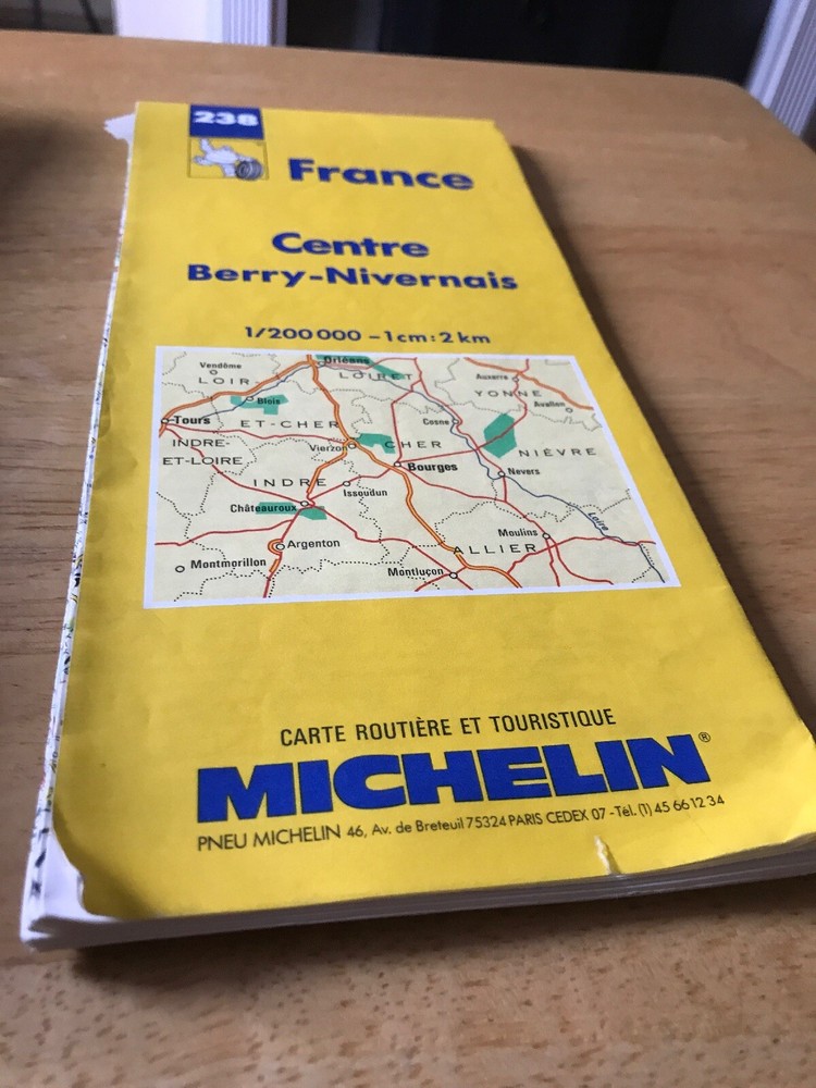 Michelin Map 238 France Centre, Berry-Nivernais, Michelin Travel Publications, V