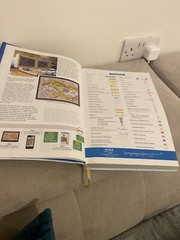 London Master Atlas by Geographers’ A-Z Map Company (Paperback, 2019)