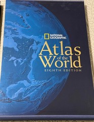 National Geographic Atlas Of The World Eighth Edition Slipcover VG Maps Cities